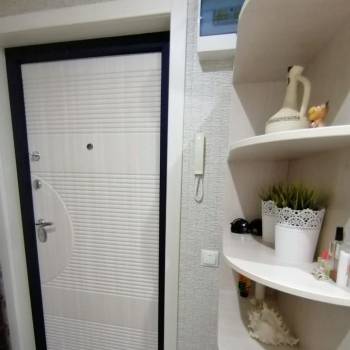 Продается 1-комнатная квартира, 42 м²