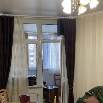 Сдается 1-комнатная квартира, 42 м²