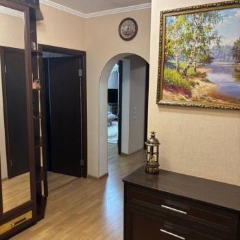 Продается 2-х комнатная квартира, 60 м²