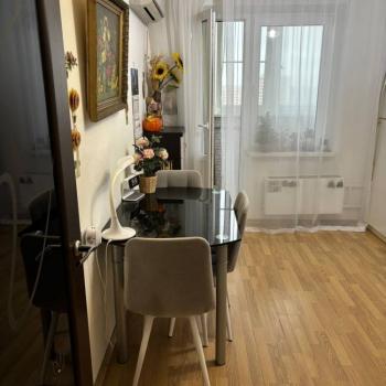 Продается 2-х комнатная квартира, 60 м²
