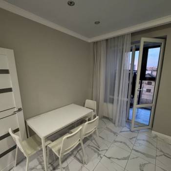 Сдается 1-комнатная квартира, 43 м²