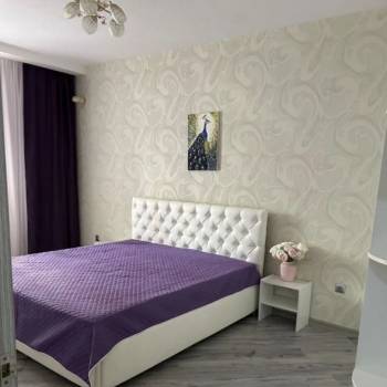 Сдается 1-комнатная квартира, 55 м²