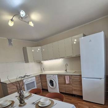 Сдается 1-комнатная квартира, 42 м²