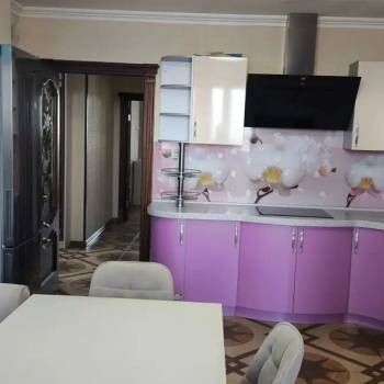 Сдается 2-х комнатная квартира, 88,5 м²