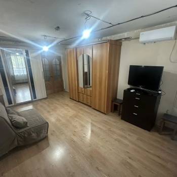 Продается Многокомнатная квартира, 74,5 м²