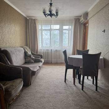 Продается Многокомнатная квартира, 76 м²