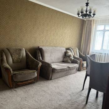 Продается Многокомнатная квартира, 76 м²
