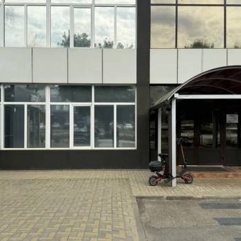 Сдается Нежилое помещение, 79 м²