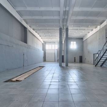 Сдается Нежилое помещение, 383,7 м²