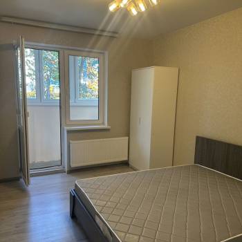Сдается 1-комнатная квартира, 50 м²