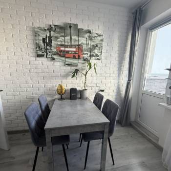 Продается 1-комнатная квартира, 38 м²