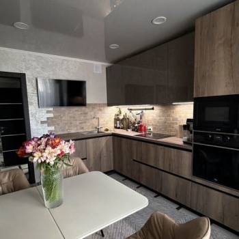 Продается 2-х комнатная квартира, 65 м²