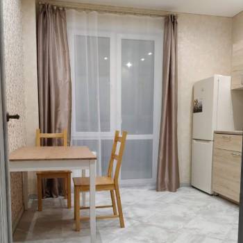 Сдается 1-комнатная квартира, 39,4 м²