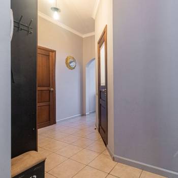 Сдается 1-комнатная квартира, 49 м²