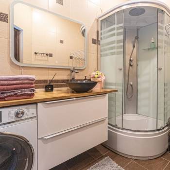 Сдается 1-комнатная квартира, 49 м²