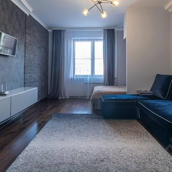 Сдается 1-комнатная квартира, 49 м²