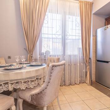Сдается 1-комнатная квартира, 49 м²
