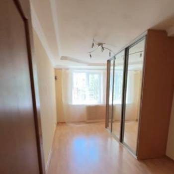 Сдается Многокомнатная квартира, 56 м²
