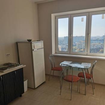 Продается 1-комнатная квартира, 40 м²