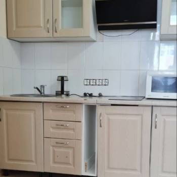 Продается 1-комнатная квартира, 30 м²