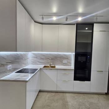 Продается 2-х комнатная квартира, 66,7 м²