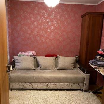 Продается Многокомнатная квартира, 62 м²