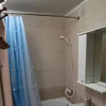 Сдается 1-комнатная квартира, 42 м²