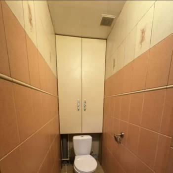 Сдается 2-х комнатная квартира, 77 м²