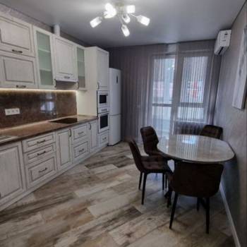 Сдается 2-х комнатная квартира, 60 м²