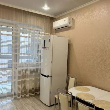 Сдается 1-комнатная квартира, 46,8 м²