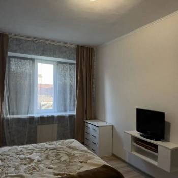 Сдается 1-комнатная квартира, 32,9 м²