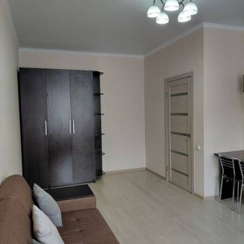 Сдается 1-комнатная квартира, 43 м²