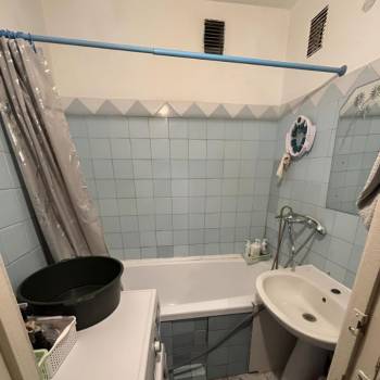 Продается 2-х комнатная квартира, 58 м²