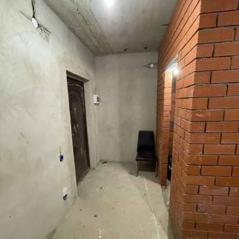 Продается 1-комнатная квартира, 37 м²