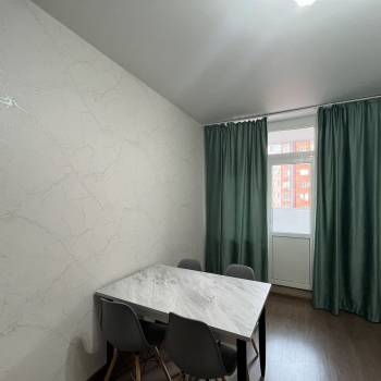 Сдается 2-х комнатная квартира, 61,7 м²