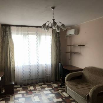 Продается 1-комнатная квартира, 37,3 м²