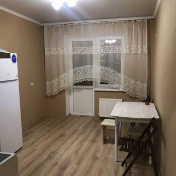 Сдается 1-комнатная квартира, 45 м²