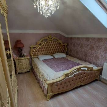 Продается Многокомнатная квартира, 120 м²