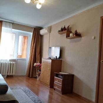 Продается 1-комнатная квартира, 32 м²