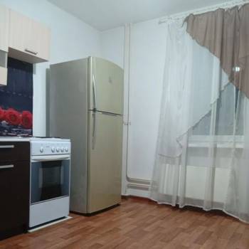 Сдается 2-х комнатная квартира, 65 м²