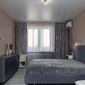Продается 2-х комнатная квартира, 90 м²
