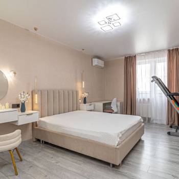 Продается 2-х комнатная квартира, 90 м²