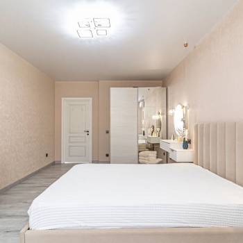 Продается 2-х комнатная квартира, 90 м²
