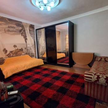Продается 1-комнатная квартира, 29,9 м²