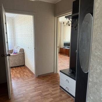 Сдается 1-комнатная квартира, 40 м²