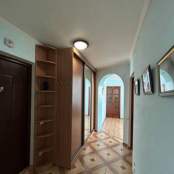 Продается 3-х комнатная квартира, 65 м²