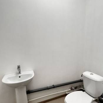 Сдается Нежилое помещение, 125 м²