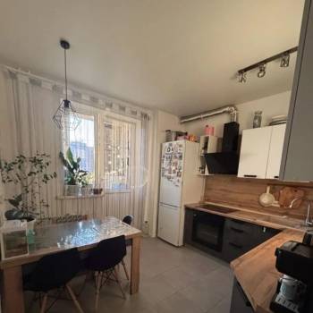 Продается 1-комнатная квартира, 37,7 м²