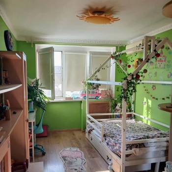 Продается 3-х комнатная квартира, 54 м²