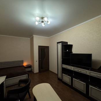 Сдается 1-комнатная квартира, 42,2 м²